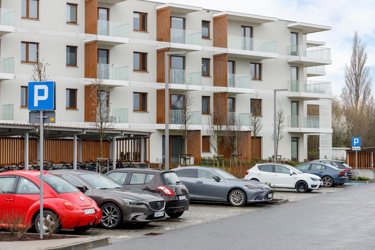 Lema Apartment Near Tauron Arena By Renters Prestige Krakow Luaran gambar
